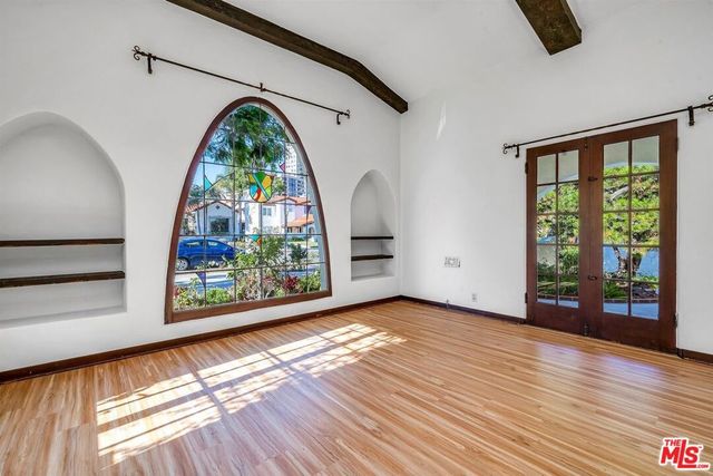 10630 Wellworth Avenue, Los Angeles, CA 90024