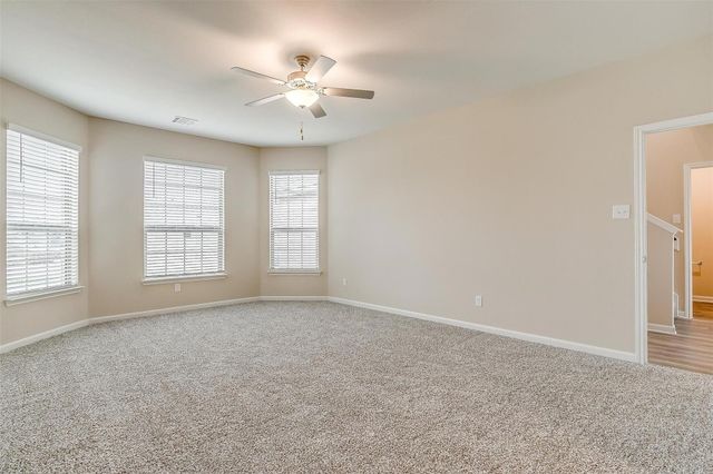 1025 Mcdonald Drive, Crowley, TX 76036