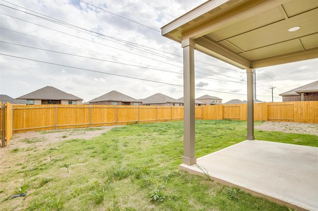 1025 Mcdonald Drive, Crowley, TX 76036