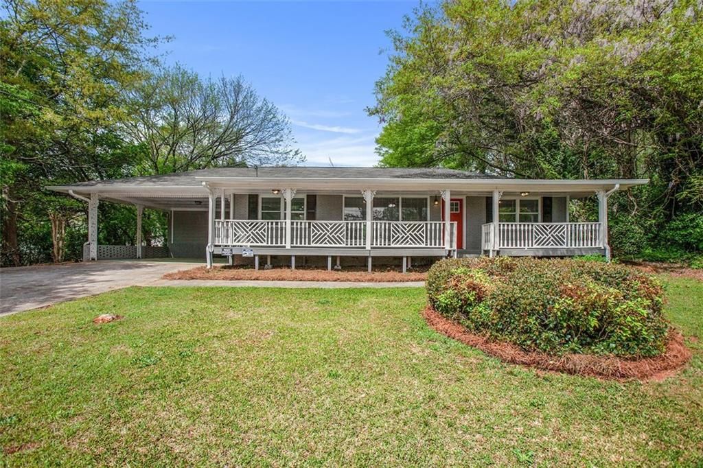 5052 W MOUNTAIN Street, Stone Mountain, GA 30083