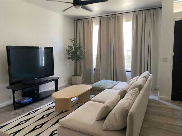 2743 Hyde Park Drive, Grand Prairie, TX 75050