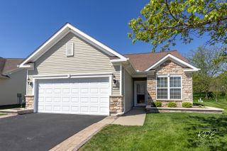 2898 Stoney Creek Drive, Elgin, IL 60124
