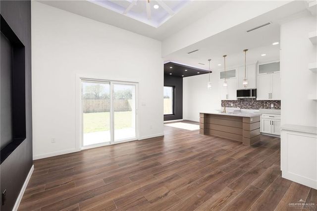 1014 Baker Lane, Edinburg, TX 78541