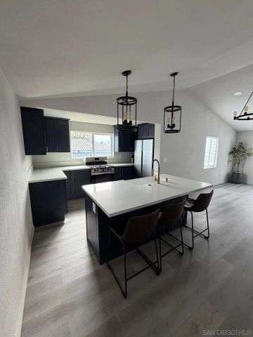 2959 Ridgeway Dr, National City, CA 91950