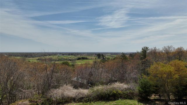 954 Noyack Path, Water Mill, NY 11976