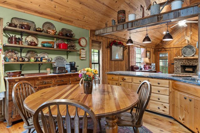 6112 Cove Road, Mentone, AL 35984