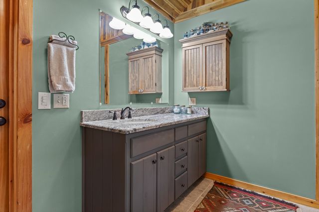 6112 Cove Road, Mentone, AL 35984