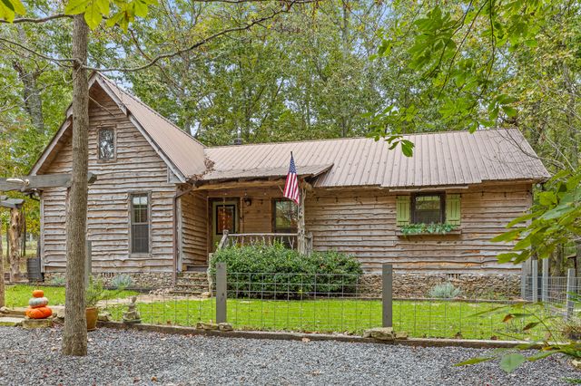 6112 Cove Road, Mentone, AL 35984