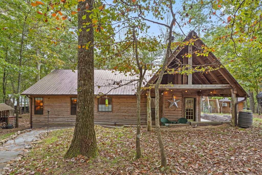 6112 Cove Road, Mentone, AL 35984