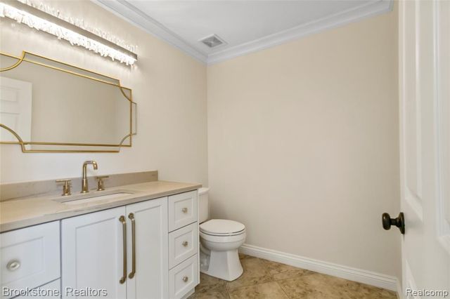 3807 Beechcrest, Rochester Hills, MI 48309