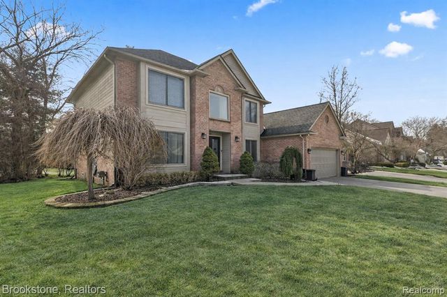 3807 Beechcrest, Rochester Hills, MI 48309