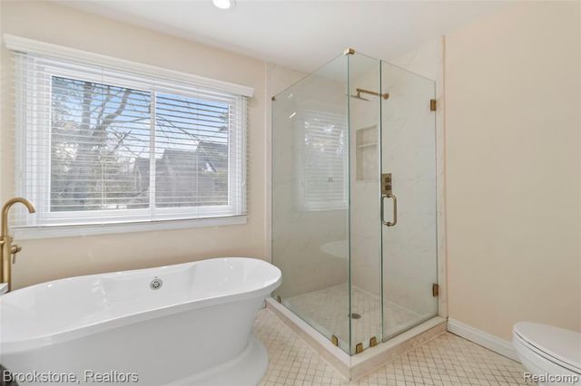 3807 Beechcrest, Rochester Hills, MI 48309