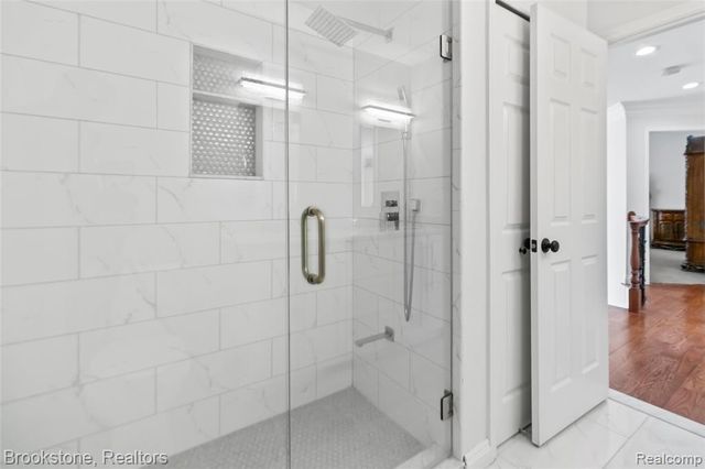 3807 Beechcrest, Rochester Hills, MI 48309