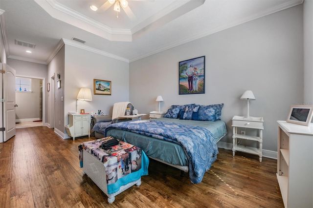 3008 W LEROY STREET, Tampa, FL 33607