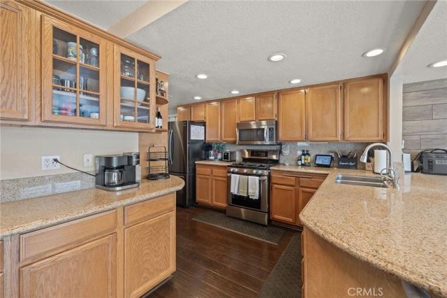 42014 Roanoake St., Temecula, CA 92591