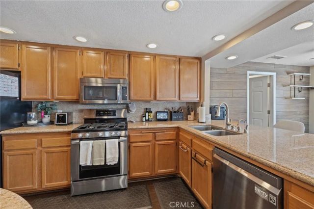 42014 Roanoake St., Temecula, CA 92591