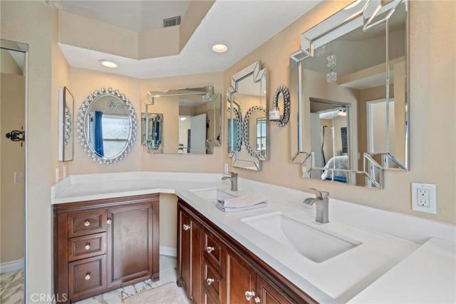 42014 Roanoake St., Temecula, CA 92591