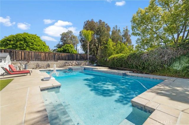 42014 Roanoake St., Temecula, CA 92591