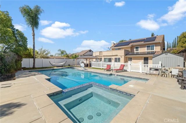 42014 Roanoake St., Temecula, CA 92591