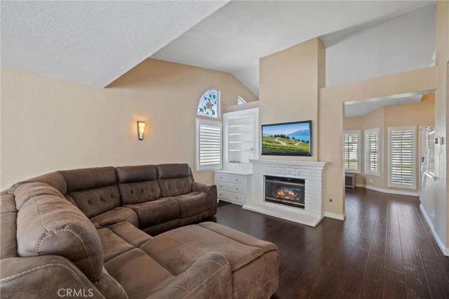 42014 Roanoake St., Temecula, CA 92591