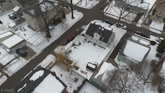 847 Dennis Pl, Linden City, NJ 07036