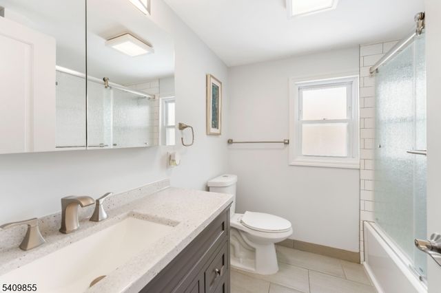 847 Dennis Pl, Linden City, NJ 07036