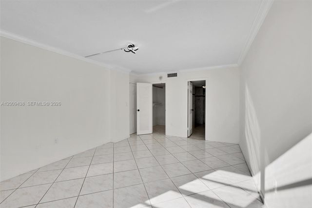 1833 S Ocean Dr 808, Hallandale Beach, FL 33009