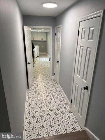 10 BURNHAM LN, Voorhees, NJ 08043
