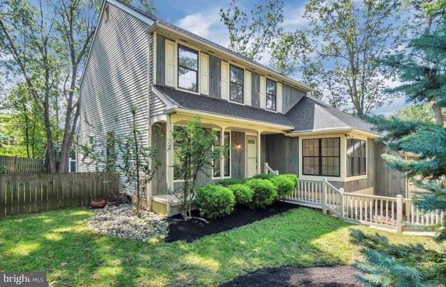 10 BURNHAM LN, Voorhees, NJ 08043