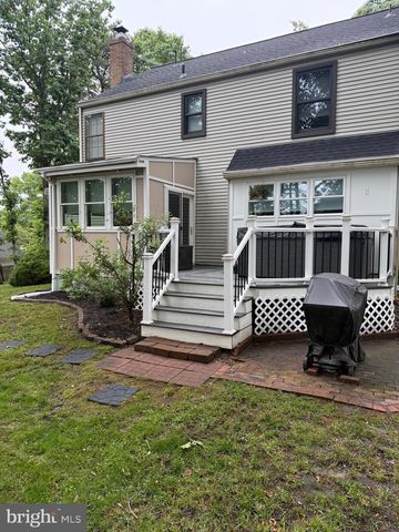 10 BURNHAM LN, Voorhees, NJ 08043