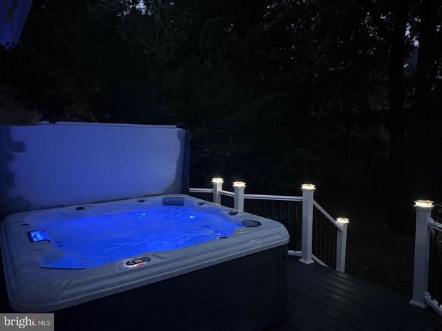 10 BURNHAM LN, Voorhees, NJ 08043