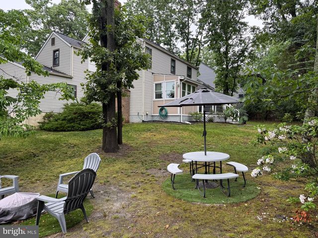 10 BURNHAM LN, Voorhees, NJ 08043