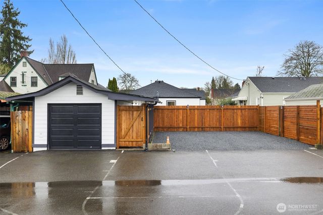 4127 N 30th Street, Tacoma, WA 98407