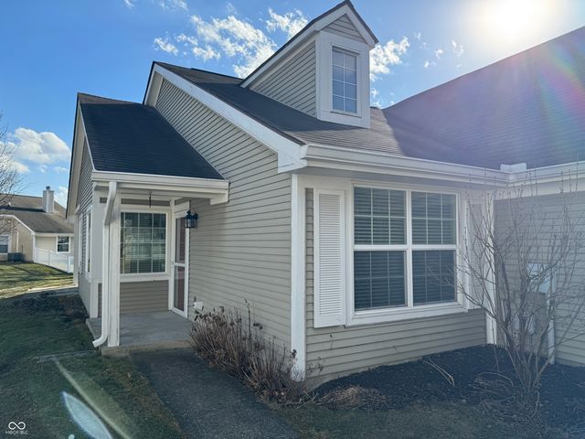 9049 Lisering Circle, Indianapolis, IN 46256