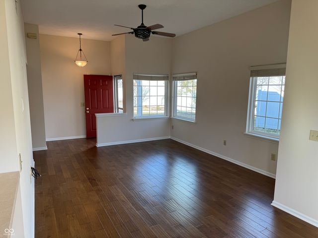 9049 Lisering Circle, Indianapolis, IN 46256