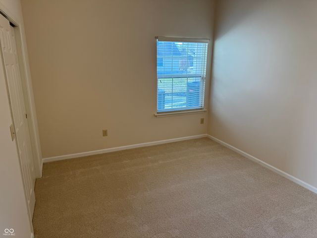 9049 Lisering Circle, Indianapolis, IN 46256