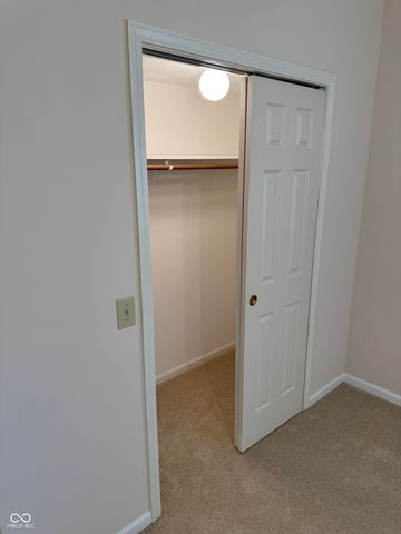 9049 Lisering Circle, Indianapolis, IN 46256