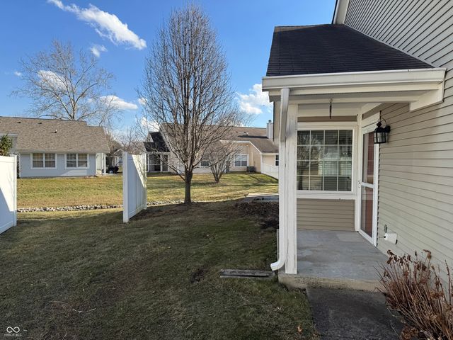 9049 Lisering Circle, Indianapolis, IN 46256