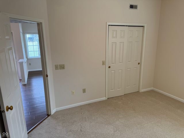 9049 Lisering Circle, Indianapolis, IN 46256