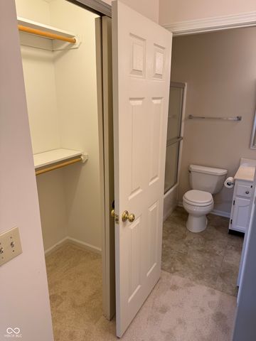 9049 Lisering Circle, Indianapolis, IN 46256