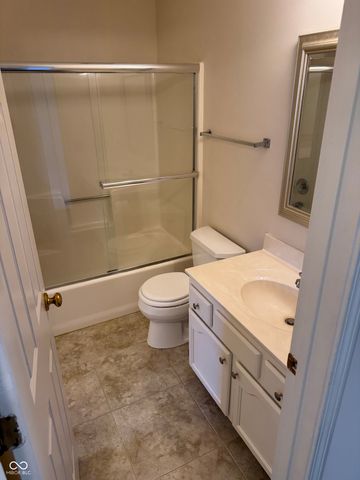 9049 Lisering Circle, Indianapolis, IN 46256