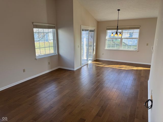 9049 Lisering Circle, Indianapolis, IN 46256