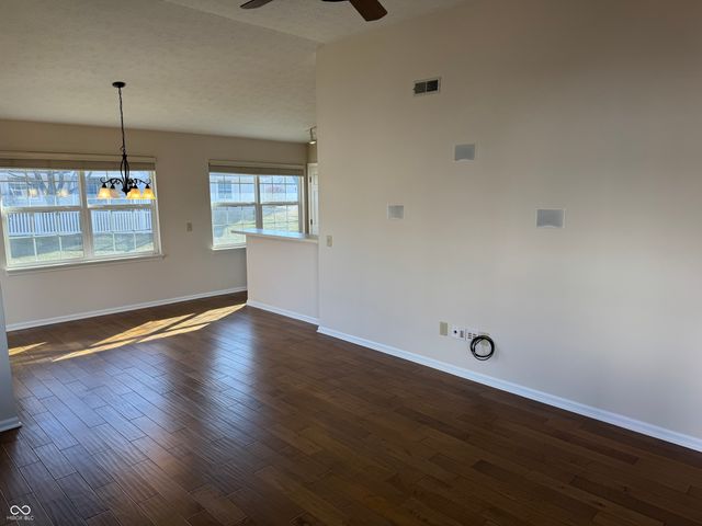 9049 Lisering Circle, Indianapolis, IN 46256