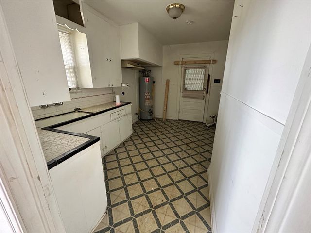 2015 Des Jardines Street, Houston, TX 77023