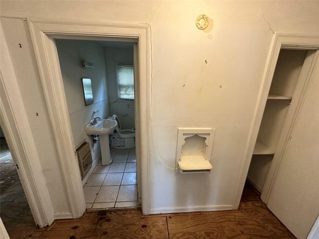 2015 Des Jardines Street, Houston, TX 77023