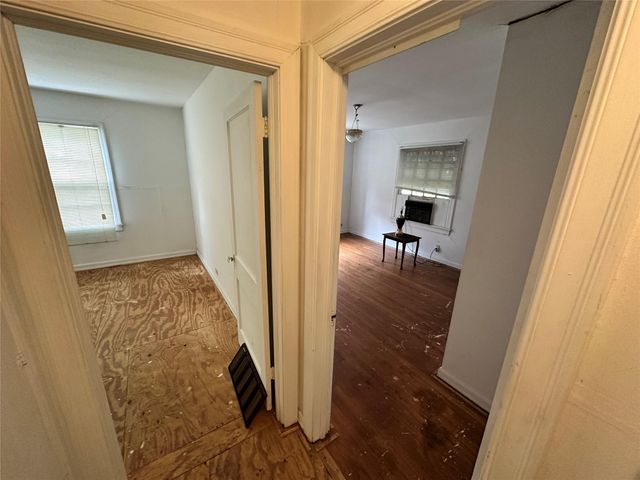 2015 Des Jardines Street, Houston, TX 77023