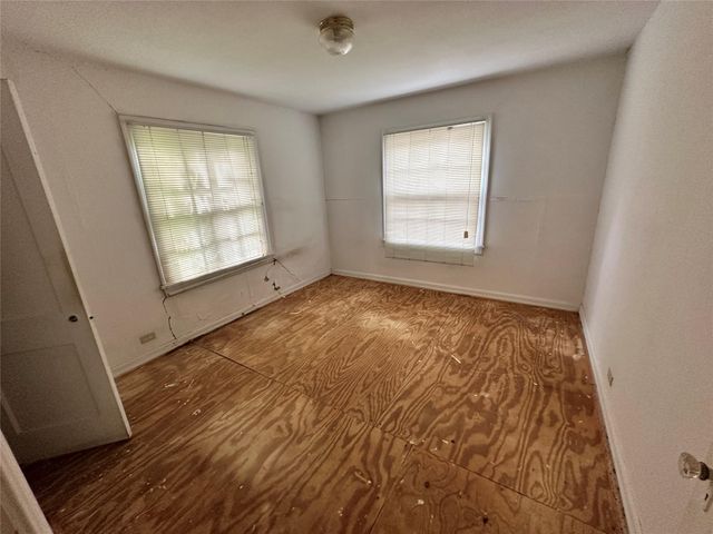 2015 Des Jardines Street, Houston, TX 77023