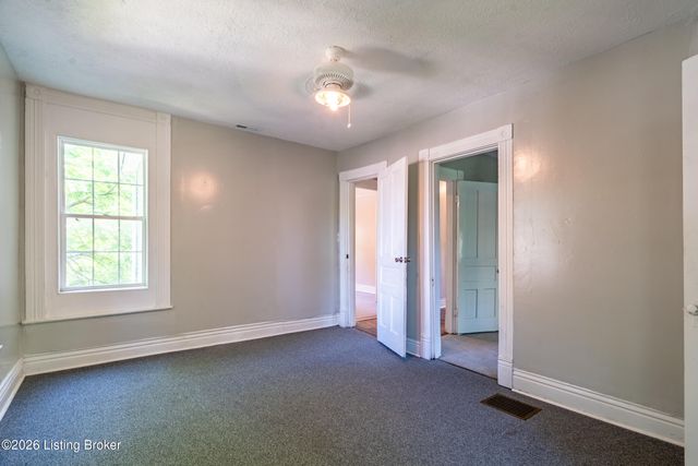 2210 W Burnett Ave, Louisville, KY 40210