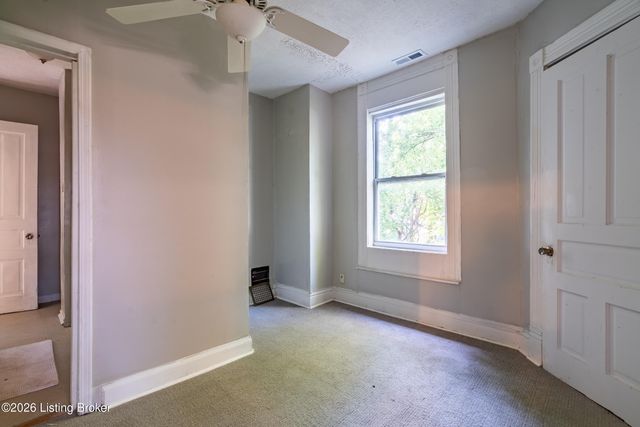 2210 W Burnett Ave, Louisville, KY 40210