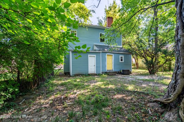 2210 W Burnett Ave, Louisville, KY 40210
